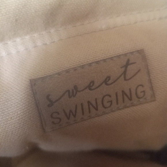 Baby / Toddler ceiling swing with beads - Picture 3 of 4